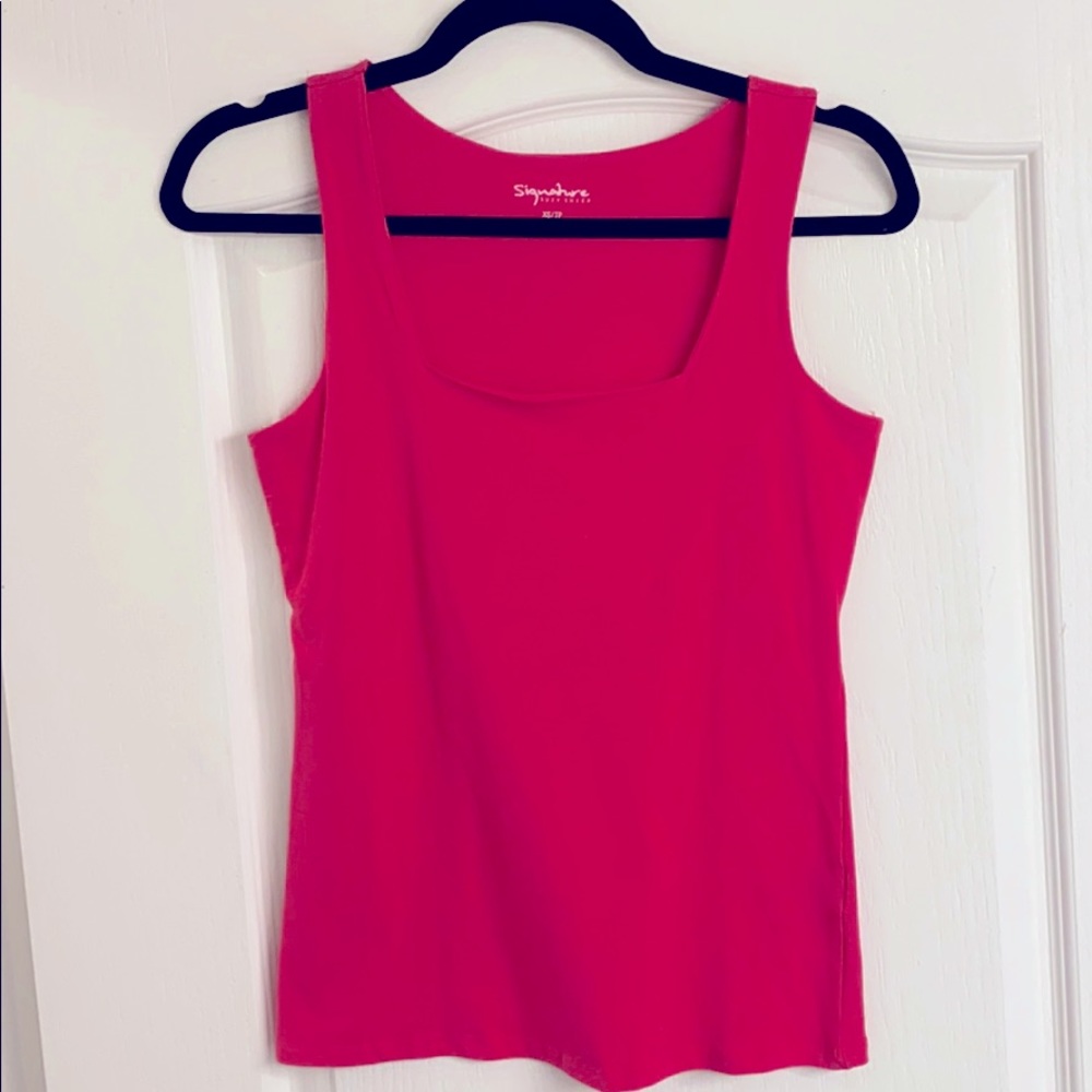 NWOT Suzy Shier Tank